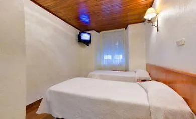 Monumental Guesthouse Lissabon 2*,